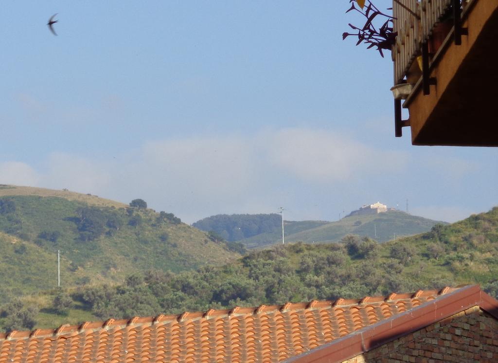 Casa Luigi Sergio - Affitto Breve Apartamento Santo Stefano di Camastra Quarto foto