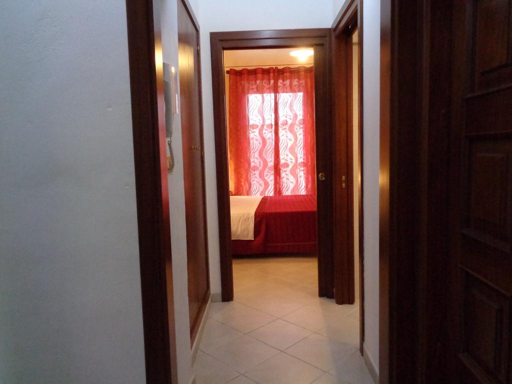 Casa Luigi Sergio - Affitto Breve Apartamento Santo Stefano di Camastra Quarto foto