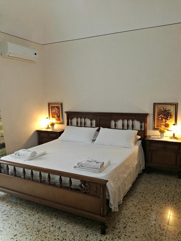 Casa Luigi Sergio - Affitto Breve Apartamento Santo Stefano di Camastra Exterior foto